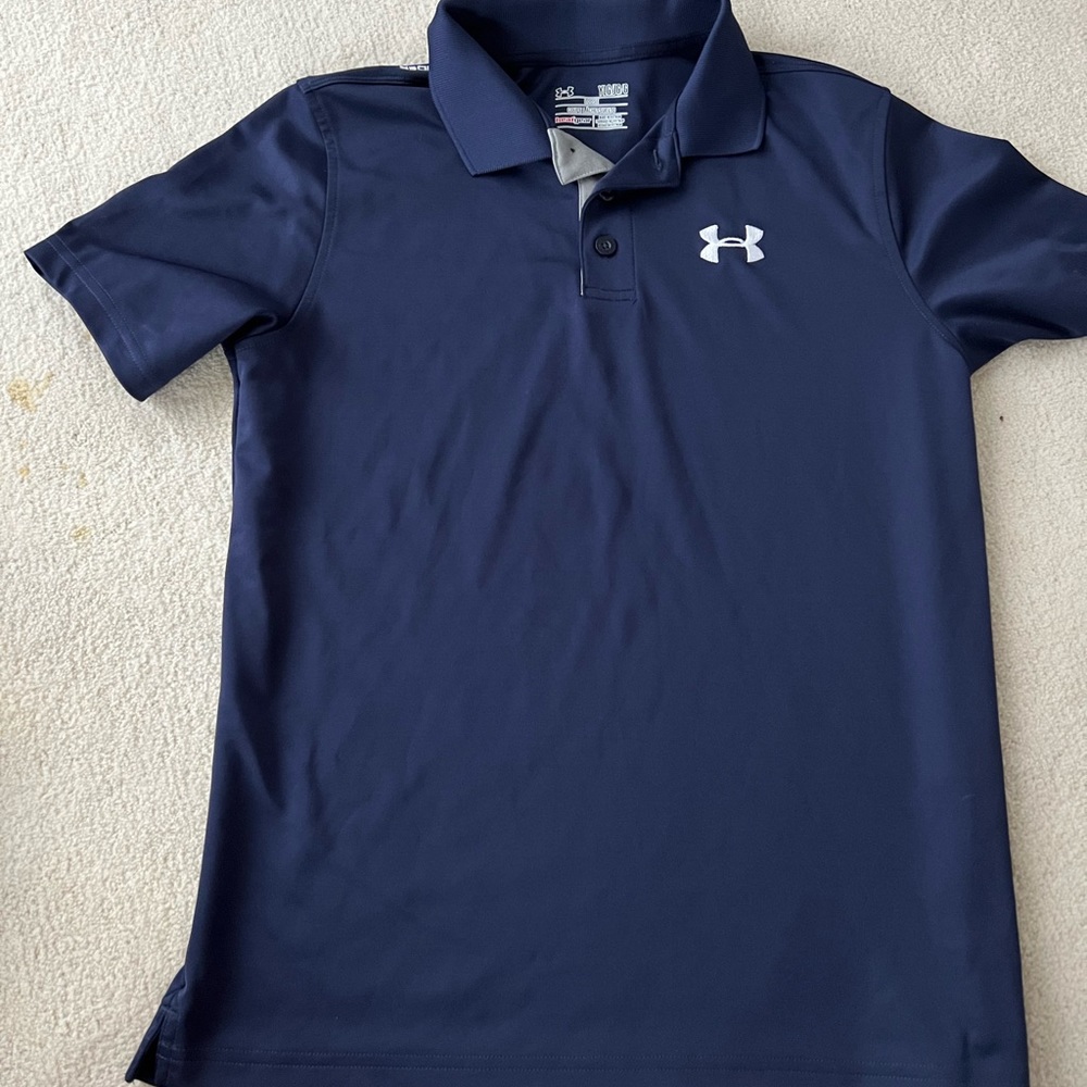 Under Armour golf polo shirt size youth large
